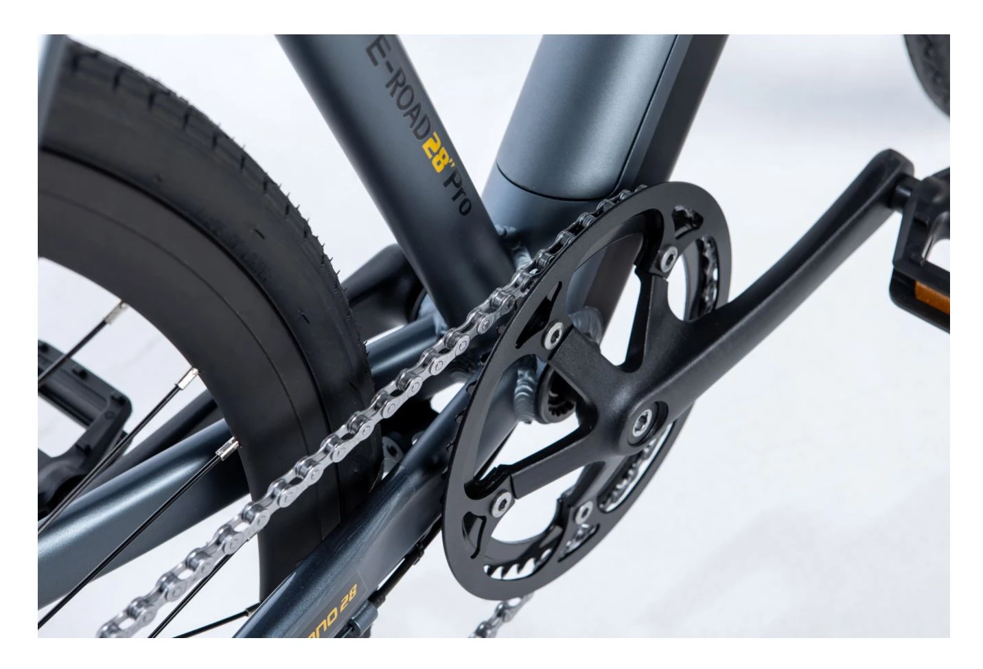 MOMA BIKES E-ROAD PRO 28, FULL SHIMANO, 8 AMOVIBLE DE 36V 7 MOMA BIKES E-ROAD PRO 28, FULL SHIMANO, 8 AMOVIBLE DE 36V – Image 5