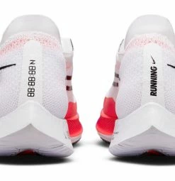 Nike ZoomX Streakfly Blanc / Rouge 11 Nike ZoomX Streakfly Blanc / Rouge -vélo boutique 2185409624ee5302725a7