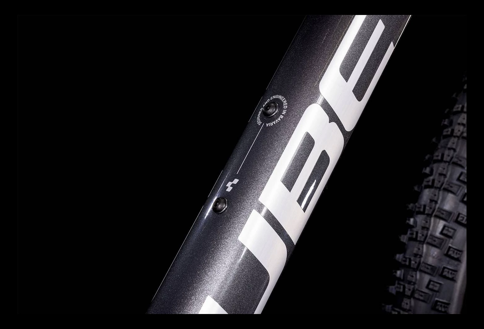 VTT Semi-Rigide Cube Aim SL Shimano Alivio/Altus Graphite 2022 7 VTT Semi-Rigide Cube Aim SL Shimano Alivio/Altus Graphite 2022 – Image 5