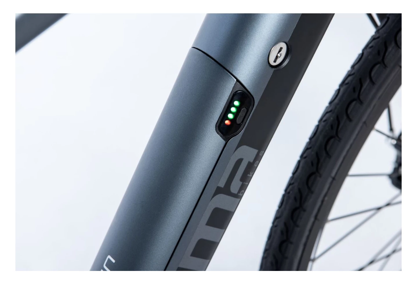 MOMA BIKES E-ROAD PRO 28 6 MOMA BIKES E-ROAD PRO 28 – Image 4