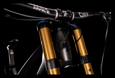 VTT Tout-Suspendu Cube Two15 HPC SLT Sram X01 2022 10 VTT Tout-Suspendu Cube Two15 HPC SLT Sram X01 2022 – Image 8