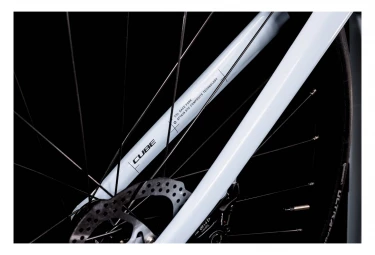 Vélo De Route Cube Attain Pro Shimano Sora Gris 2022 11 Vélo De Route Cube Attain Pro Shimano Sora Gris 2022 – Image 9