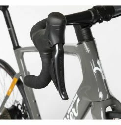 Vélo De Route Électrique Wilier Triestina Cento10 Hybrid 2022 -vélo boutique Velo de Route Electrique Wilier Triestina Cento10 Hybrid Shimano Ultegra Di2 12V 250 Wh 700 mm Gris 2022 6