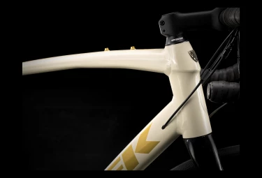 Trek Domane AL 4 Disque Shimano Tiagra 10V 700 Mm Blanc 5 Trek Domane AL 4 Disque Shimano Tiagra 10V 700 Mm Blanc – Image 3