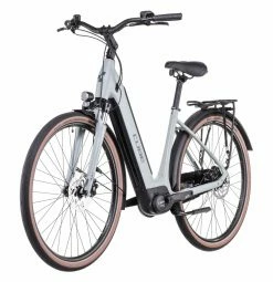 Vélo De Ville Électrique Cube Supreme Hybrid One 500 Easy Gris -vélo boutique Velo de Ville Electrique Cube Supreme Hybrid One 500 Easy Entry Shimano Nexus 7V 500 Wh 700 mm Gris Lunar 2022 2