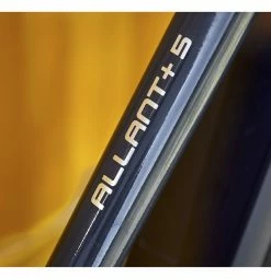 Trek Allant+ 5 Stagger 27.5'' 500wh Shimano 2021 -vélo boutique Velo de Ville Electrique Trek Allant 5 Stagger 27.5 500wh Shimano 9V Solid Charcoal 2021 9