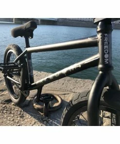 BMX CUSTOM BSD FREEDOM KRISS KYLE EXCLU BROS 10 BMX CUSTOM BSD FREEDOM KRISS KYLE EXCLU BROS -vélo boutique bmx custom bsd freedom kriss kyle exclu bros 2